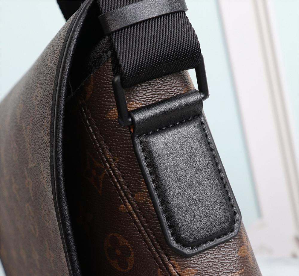 Modern Italian-Inspired Canvas Shoulder Bag
