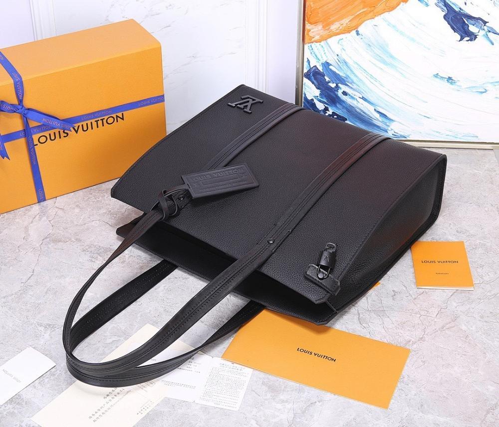 Italian-Inspired Elegant Calfskin Top Handle Bag