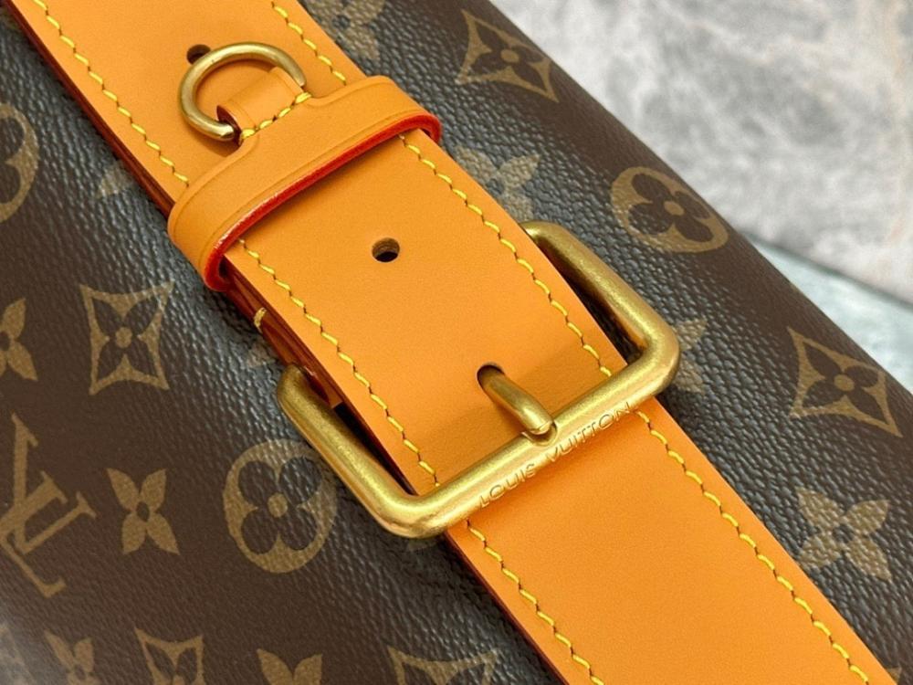 Alma Quilted Leather Shoulder Bag