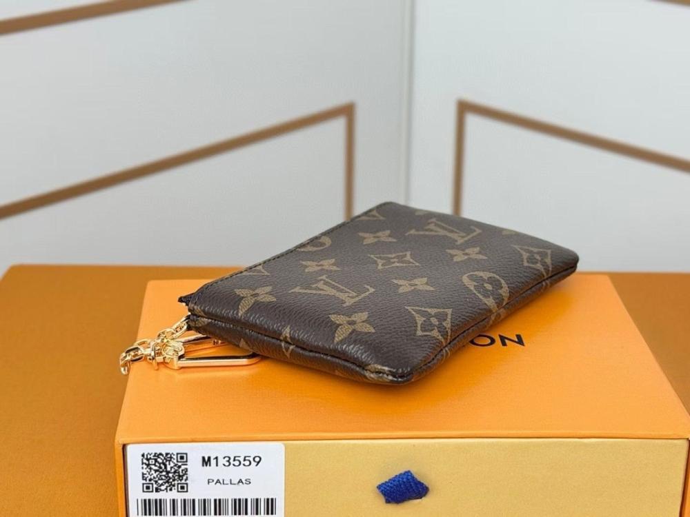 Modern Premium Woven Crossbody Bag