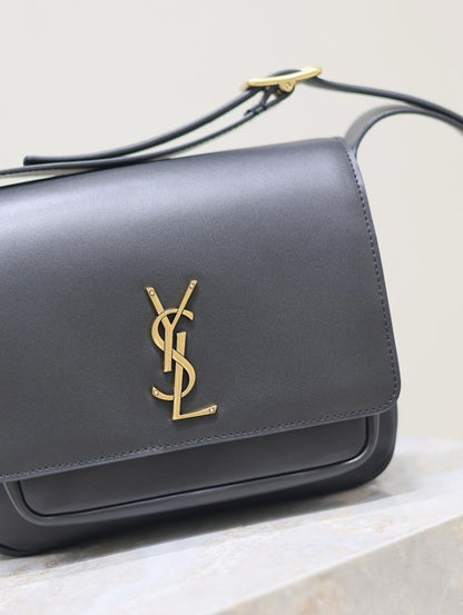 Stylish Calfskin Shoulder Bag – Limited Edition