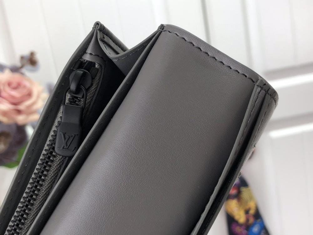 Elegant Wallet