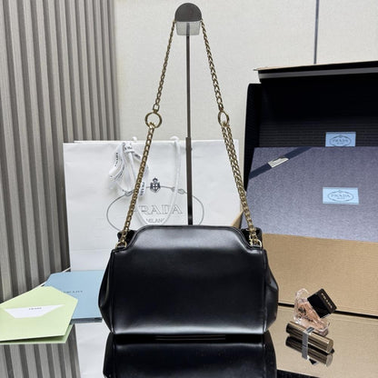 Classic Leather Shoulder Bag