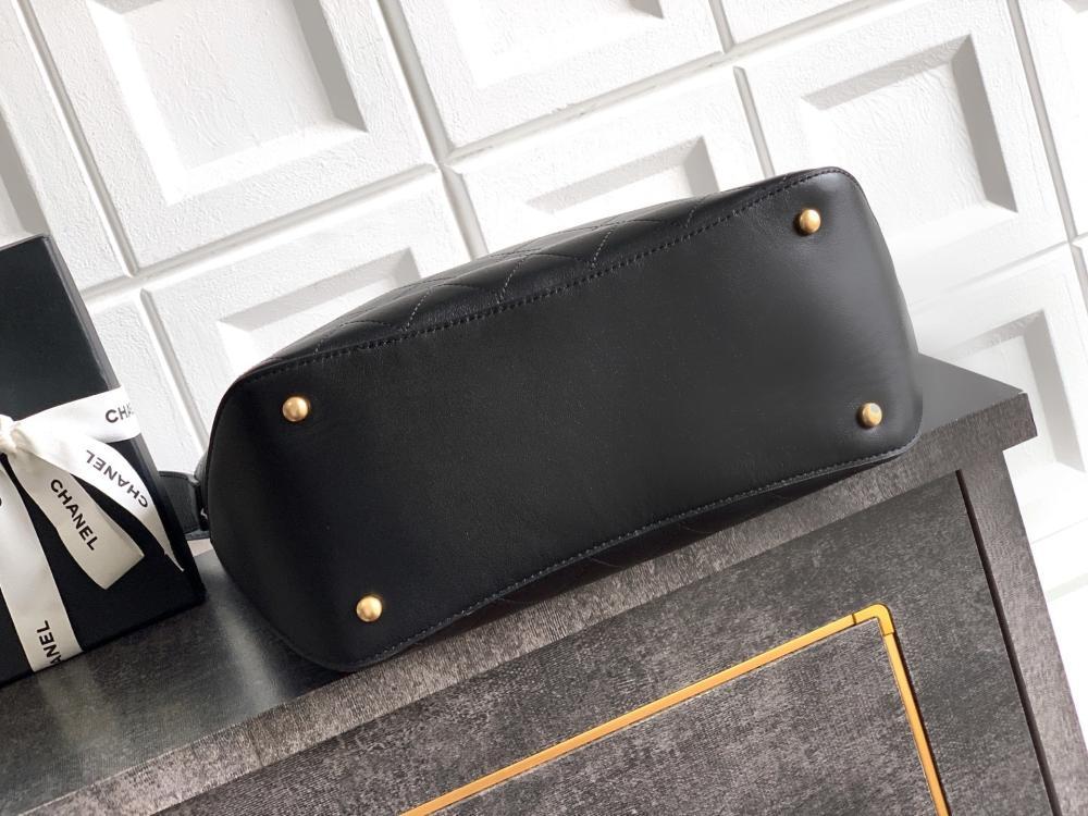 Embroidered Leather Hobo Bag