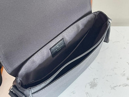 Italian-Inspired Stylish Leather Shoulder Bag