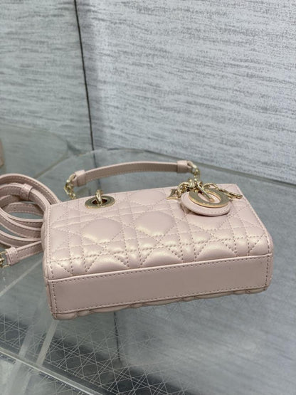 Classic Leather Shoulder Bag