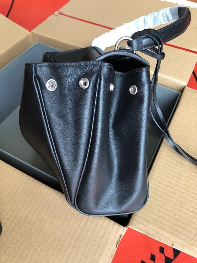 Luxury Stylish Black Leather Bag