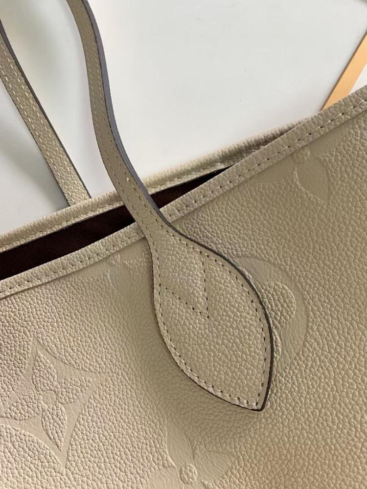 Elegant Refined Leather Top Handle Bag