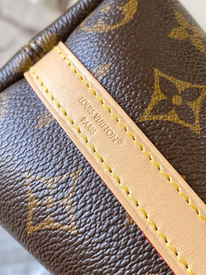 Classic Woven Calfskin Shoulder Bag – Limited Edition