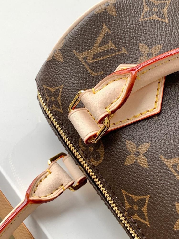 Luxury Stylish Leather Travel Bag