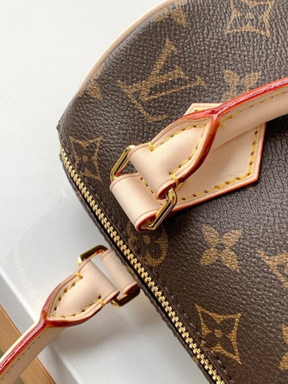 Luxury Stylish Leather Travel Bag
