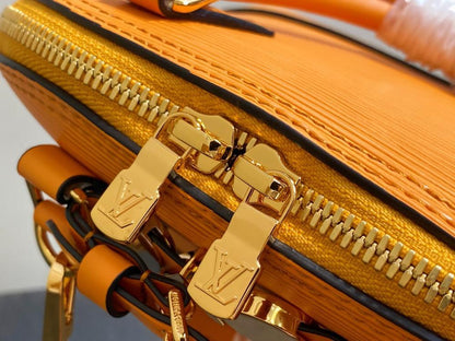 Woven Shoulder Bag