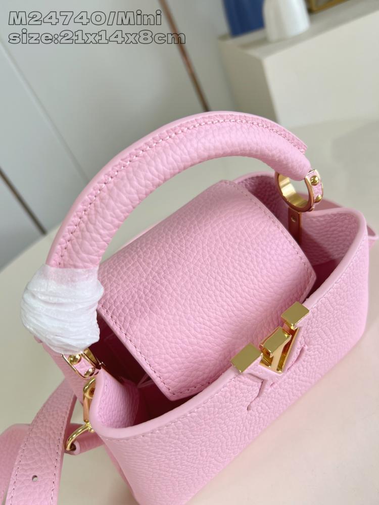 Classic Shoulder Bag