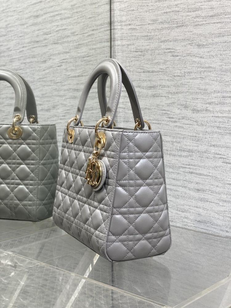 Classic Leather Shoulder Bag