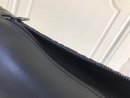 Luxury Stylish Calfskin Shoulder Bag – Limited Edition