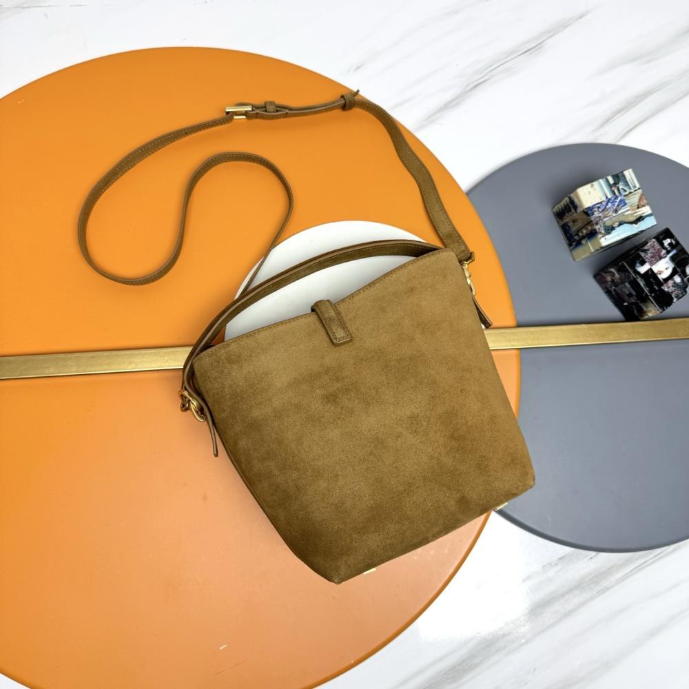 Bucket Bag