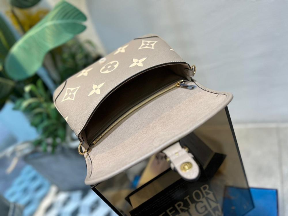 Diane Printed Leather Crossbody Bag