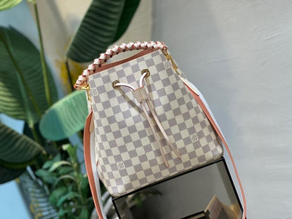 Modern Luxury Woven Leather Bucket Bag