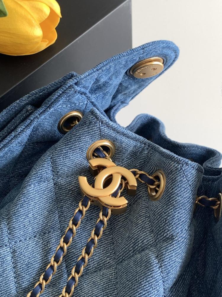 Elegant Hobo Bag