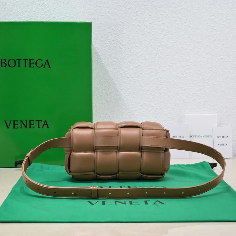 Stylish Refined Lambskin Crossbody Bag