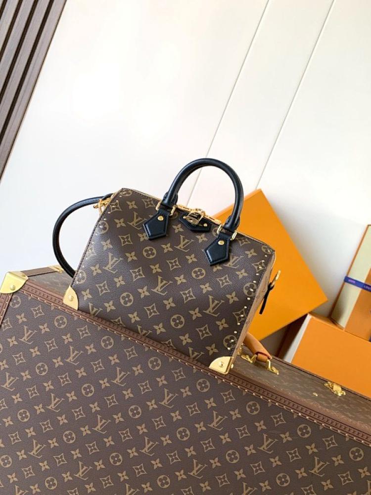 Classic Leather Travel Bag