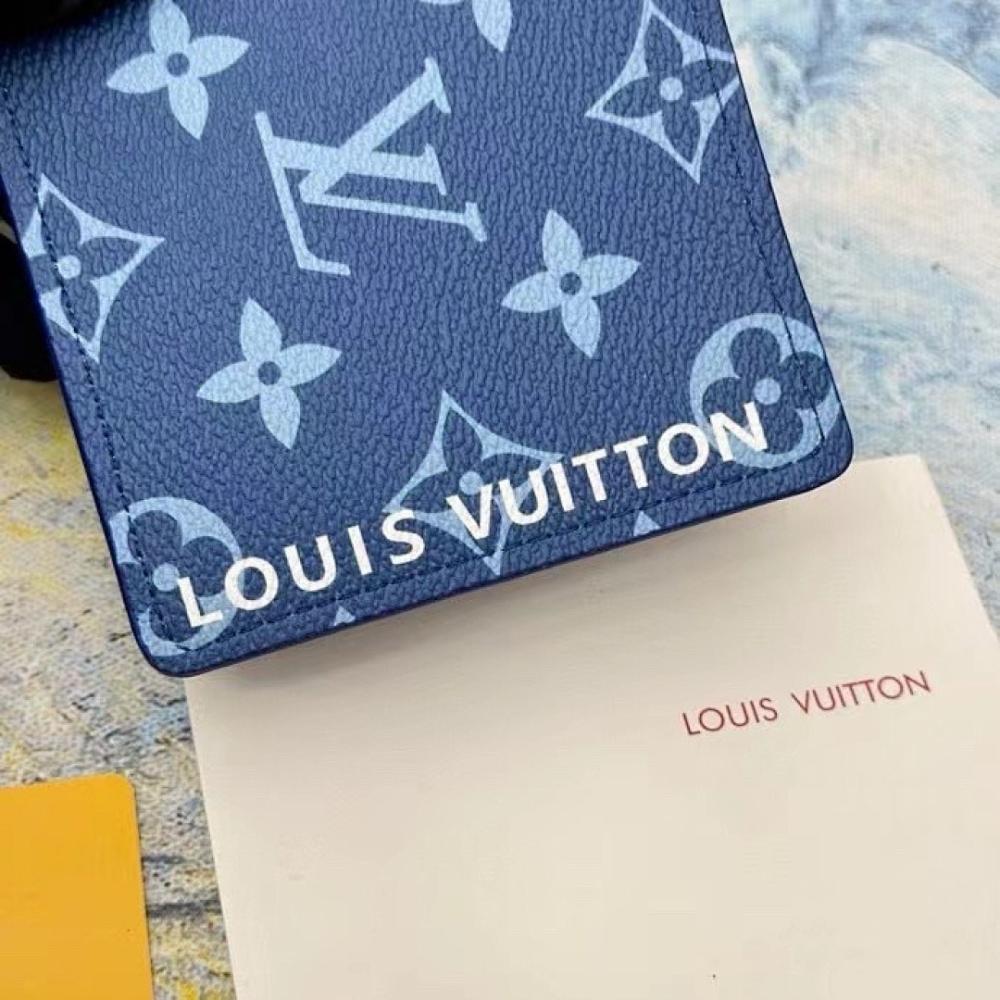 Modern Italian-Inspired Wallet