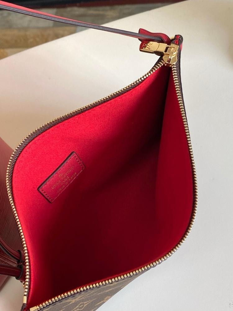 Stylish Refined Leather Bag