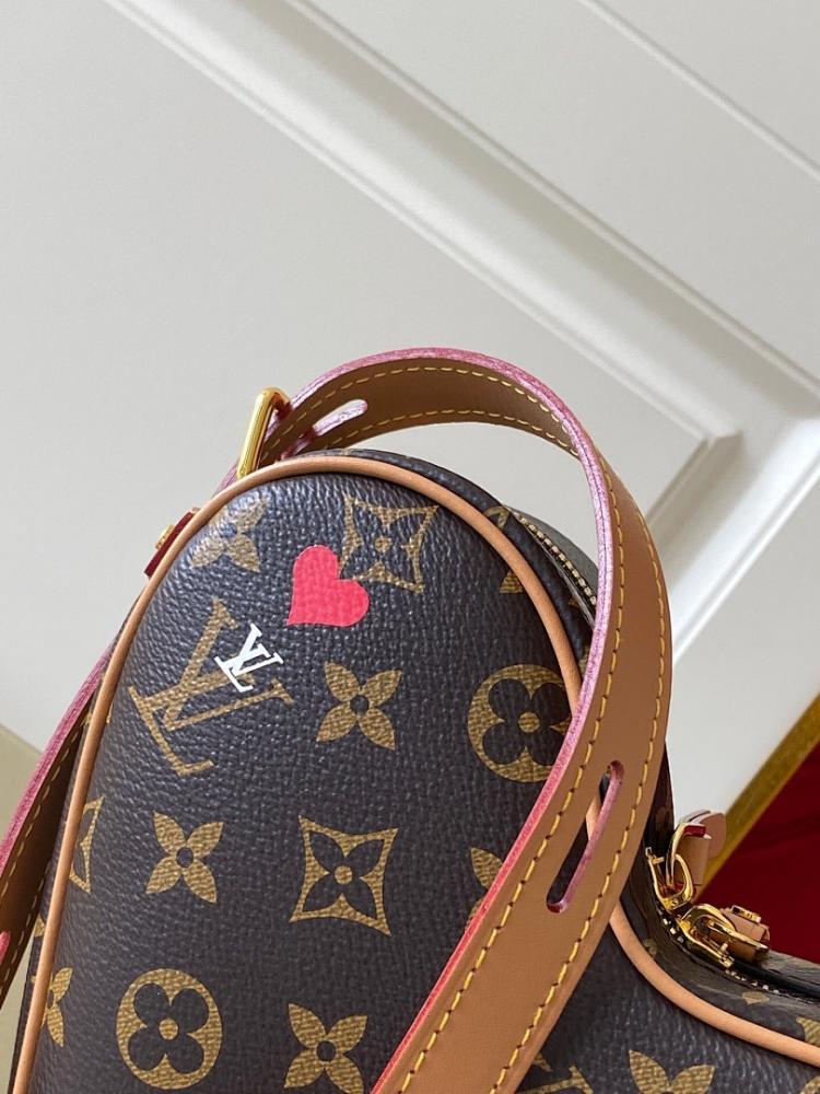 Modern Italian-Inspired Printed Canvas Shoulder Bag