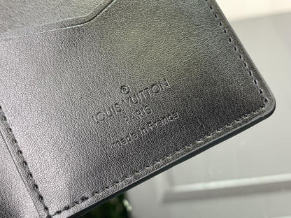Elegant Wallet