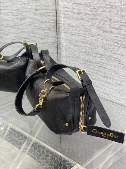 Alma Gold Leather Hobo Bag