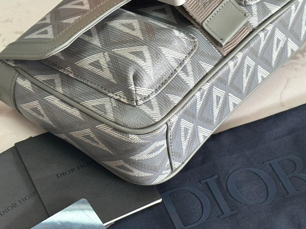 Italian-Inspired Luxury Grey Calfskin Shoulder Bag