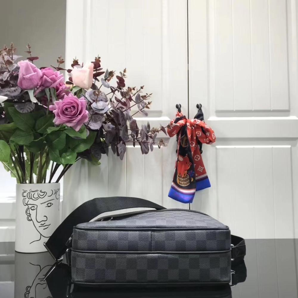 Messenger Bag