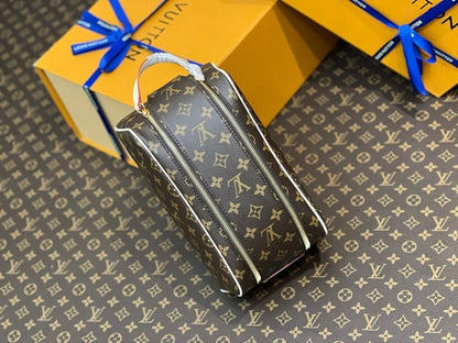 Luxury Refined Embroidered Leather Top Handle Bag