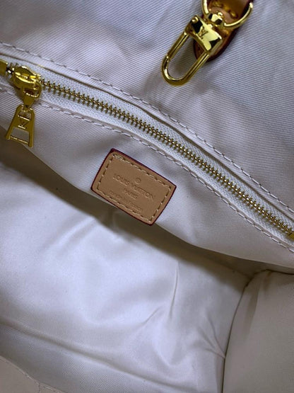 Elegant Refined Denim Crossbody Bag