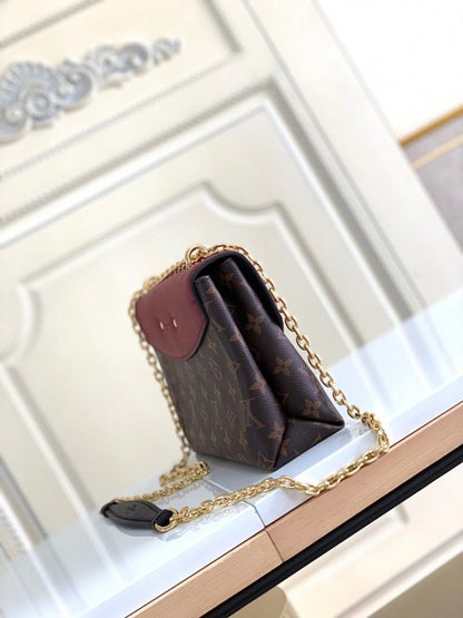 Modern Refined Gold Canvas Crossbody Bag
