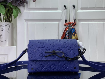 Elegant Leather Shoulder Bag