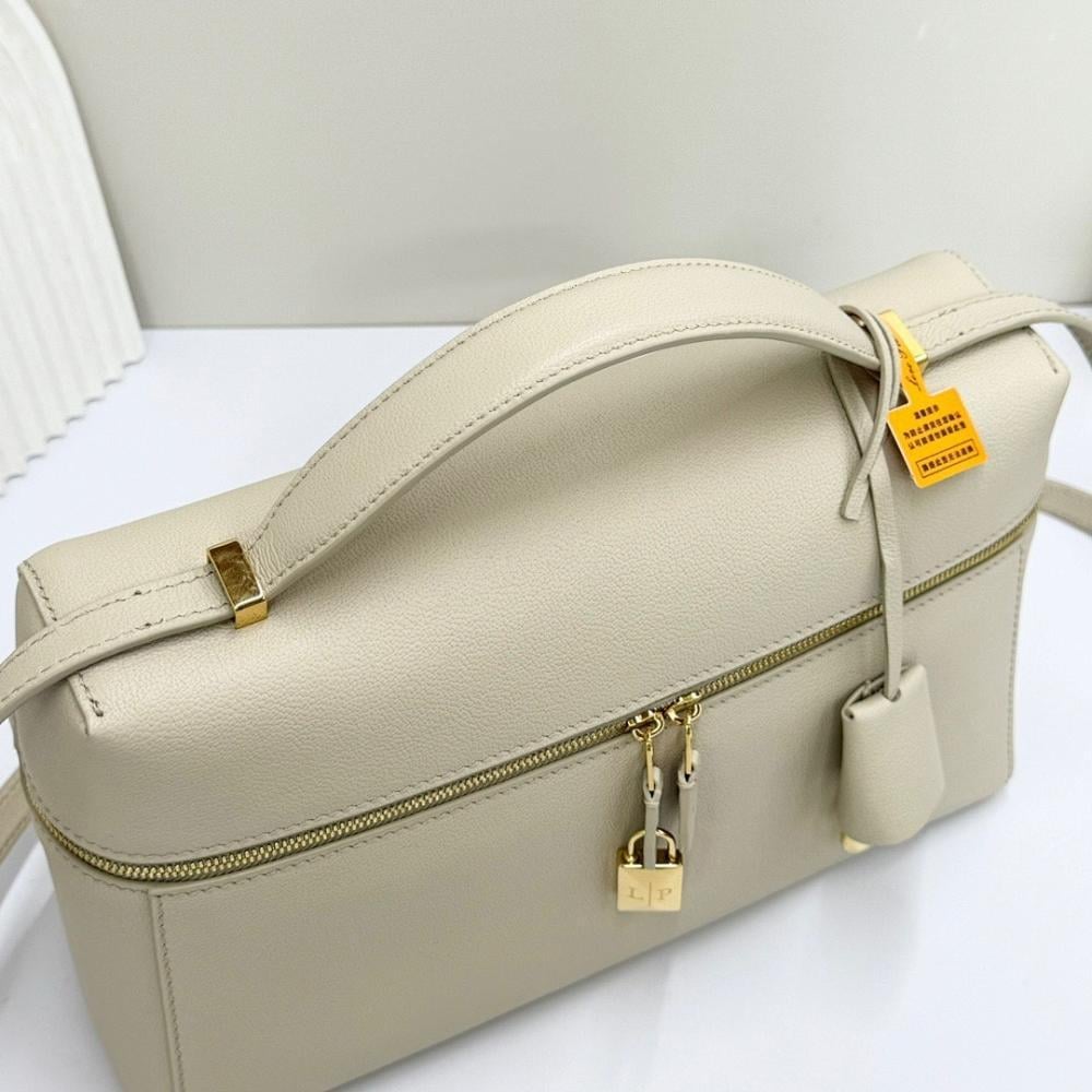 Luxury Elegant Gold Calfskin Shoulder Bag