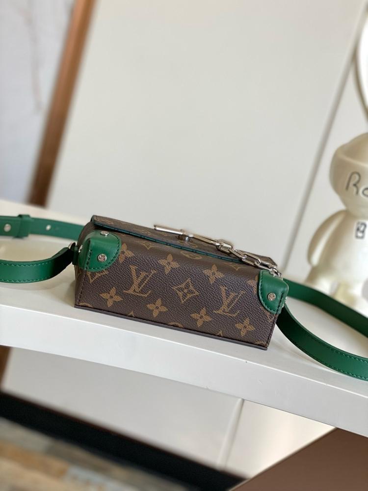 Classic Canvas Shoulder Bag – Special Edition