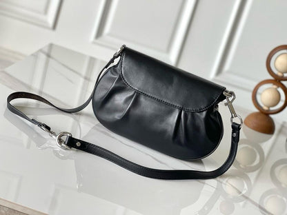 Italian-Inspired Luxury Black Leather Shoulder Bag