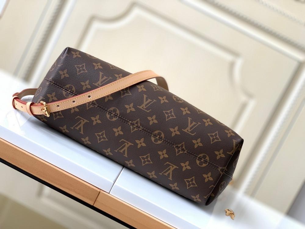 Stylish Leather Shoulder Bag – Limited Edition