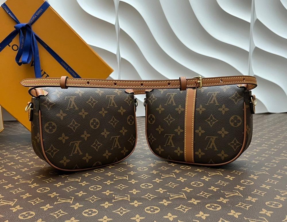 Luxury Stylish Monogram Calfskin Shoulder Bag