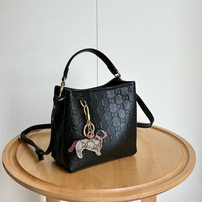 Classic Refined Brown Quilted Canvas Shoulder Bag