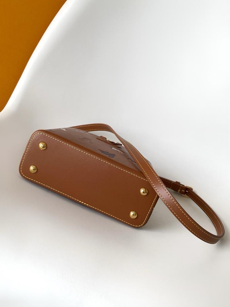 Classic Calfskin Shoulder Bag