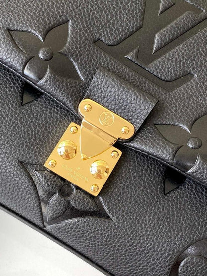 Luxury Stylish Leather Shoulder Bag – Special Edition