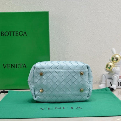 Luxury Premium Woven Lambskin Shoulder Bag