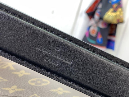 Elegant Shoulder Bag