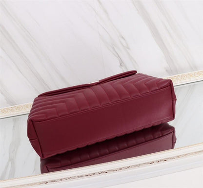 Luxury Stylish Silver Leather Shoulder Bag – Special Edition
