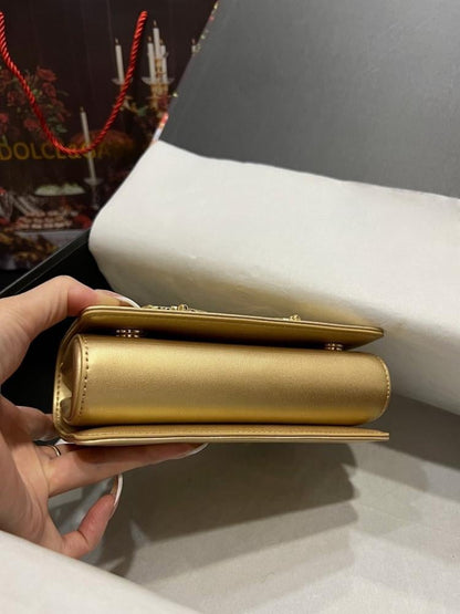 Elegant Refined Leather Top Handle Bag