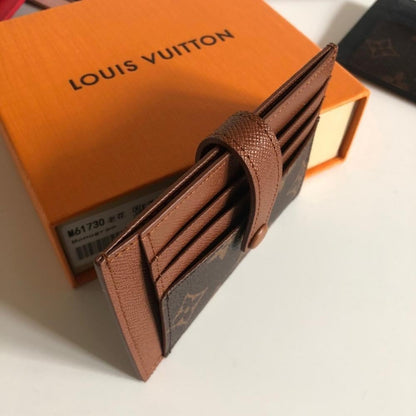 Modern Embroidered Leather Crossbody Bag – Limited Edition