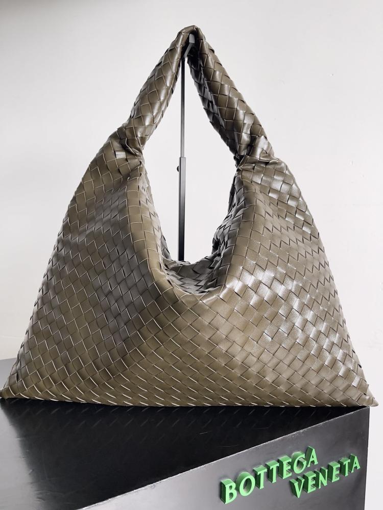 Arco Leather Top Handle Bag